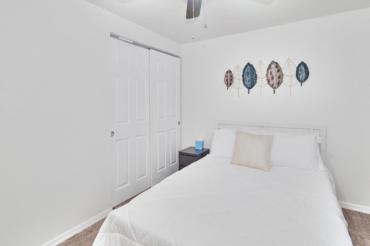 4-bedroom Comfort Ybor City, Close To Everything Holiday home *