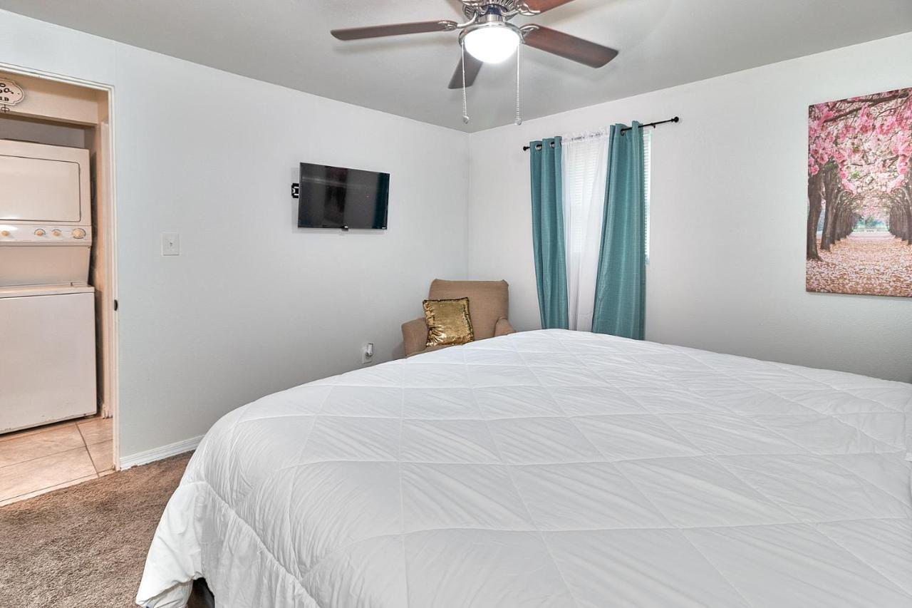 4-bedroom Comfort Ybor City, Close To Everything Holiday home *